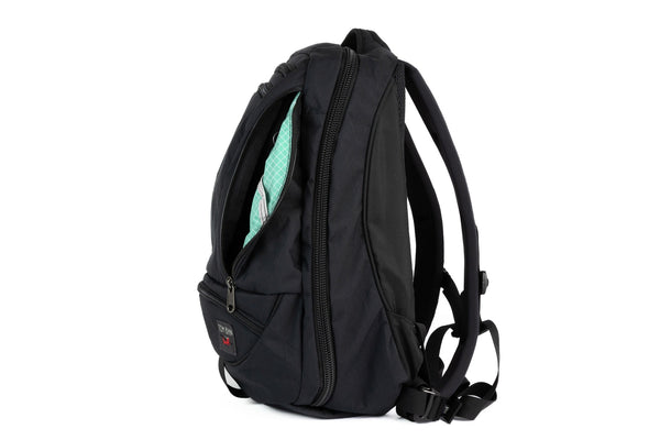 The Synik 22 in Black X-Pac® with a Seafoam 200 Halcyon interior.
